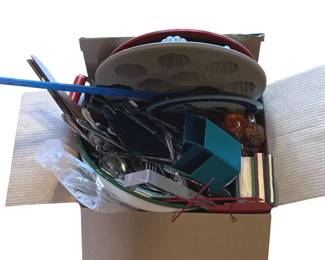 121 - Box of Assorted Items
