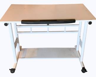 526 - Portable Workstation - 24 x 40 x 30
