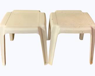 289 - 2 Plastic Stands - 16 x 16 x 17
