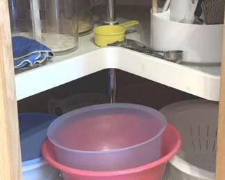 39 - Cabinet of Assorted Items
