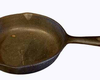 78 - Cast Iron Skillet - 7"
