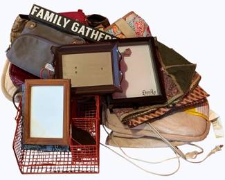 202 - Box of Assorted Items
