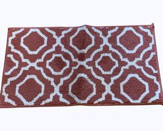 112 - Rug - 19 x 34
