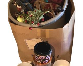 506 - Assorted Items
