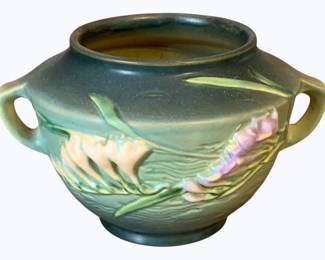 145 - Roseville Freesia Double-Handled Vase - 6 x 7
