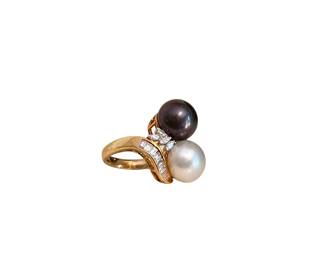 18k Gold Diamond and Pearl Cocktail Ring