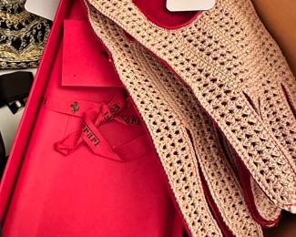 Ferrari driving gloves 