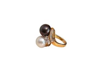 18k Gold Diamond and Pearl Cocktail Ring