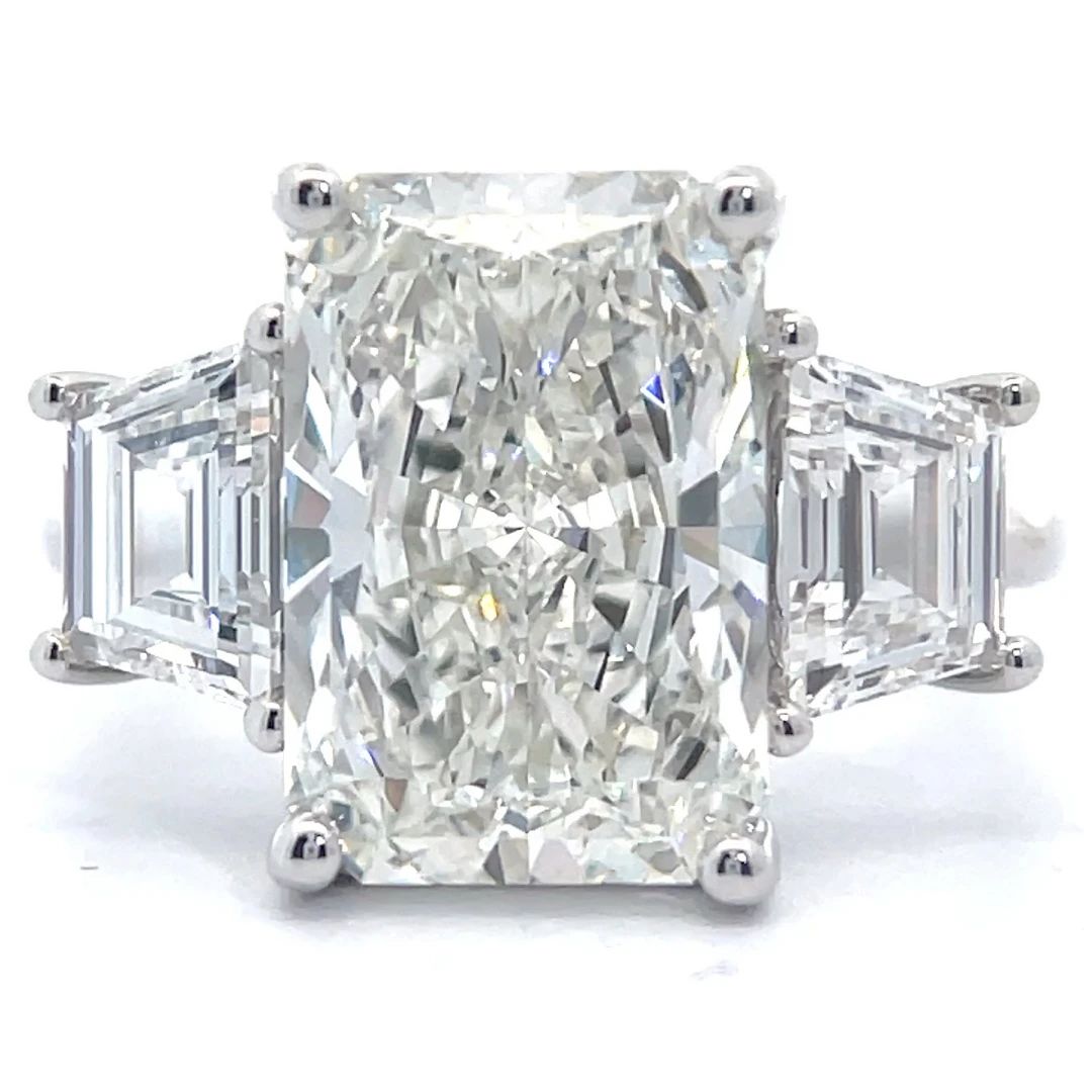 5.33 Carat Diamond Radiant & Trapezoid Three-Stone Ring in 14k White Gold 