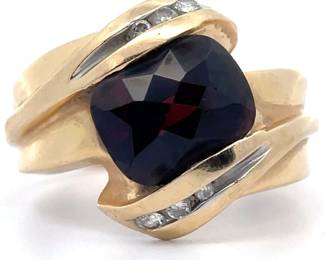 2.15 Carat Natural Garnet & Diamond Estate Ring in 14k Yellow Gold 
