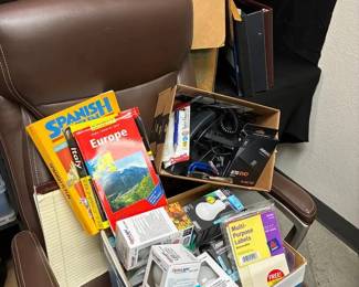 CT428Office Mystery Lot With LaZBoy Office Chair