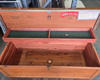 CT369VLane Cedar Chest