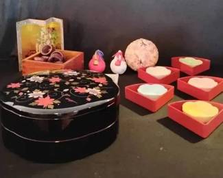 KO374RDecorative Asian Decor Lot