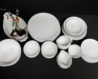 FR155RVintage Noritake Cookn Serve China And More