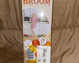 Magic 2 in 1 Broom $5.00