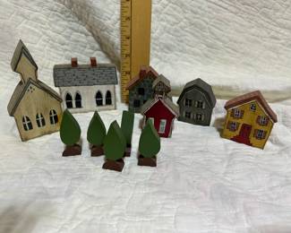 Wood House Set $8.00