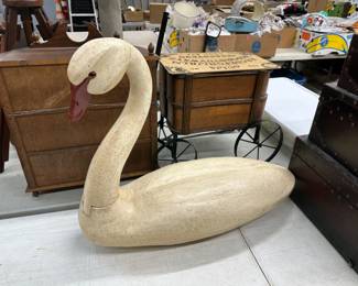 002 Wood Swan