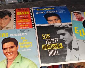ELVIS RECORD LOT