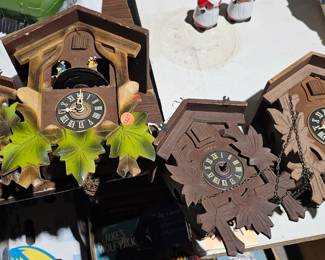 CUCKOO CLOCK LOT