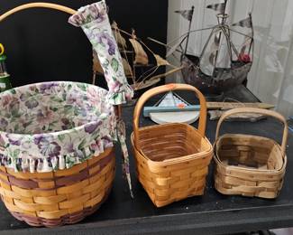 LONGABERGER BASKET LOT