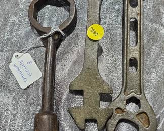VINTAGE TOOL LOT