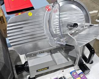 MEAT SLICER