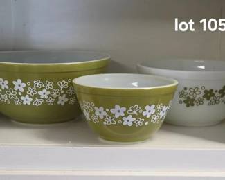 Pyrex Crazy Daisy mixing bowls