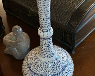 Islamic blue and white vase