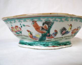 Antique Chinese Export Rose Footed Chicken Bowl