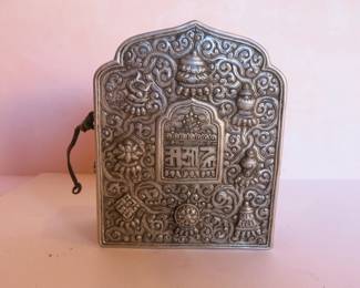 Early 19th C. Male Ghau Box 