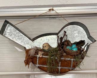 Metal Birdie Hanging Artwork