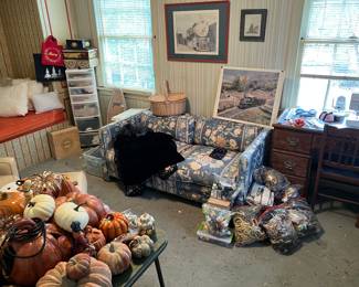 Upstairs garage apartment is part of outside sale