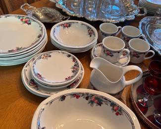 ROYAL DOULTON china, "Autumn's  Glory"