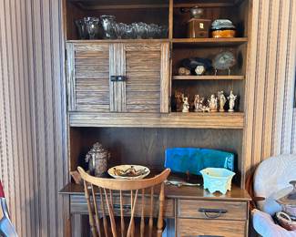 RANCH OAK DESK AND HUTCH
