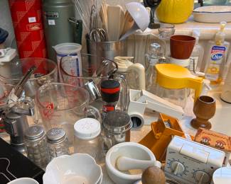 kitchen gadgets and helpers