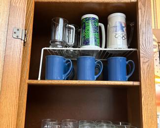 glassware, vintage BUDWEISER mugs