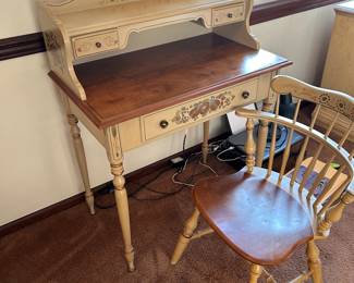 Ethan Allen desk and chair