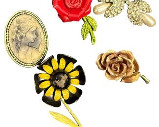 Vintage Brooches 