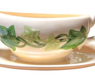 Franciscan Ivy Gravy Boat wUnderplate 