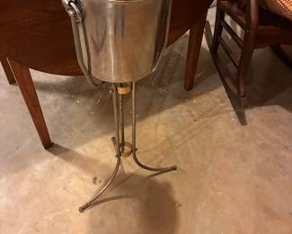 Ice bucket on a stand