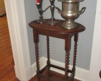 Antique oak barley twist oval table
