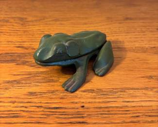 Iron Art Cast Hinged Frog