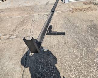 Hitch bracket for motorcycle