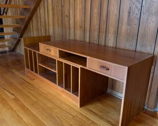 Vintage MCM teak console with adjustable desk. Available for pre-sale. Email lizzy@soulshineestatesaleco.com for details. 