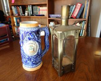 Lantern plays "How Dry I Am"