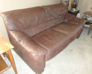 Leather Couch (needs a tad of saddle conditioner)