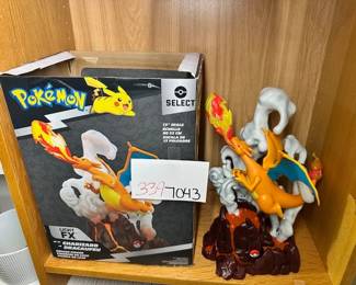 Charizard Figure