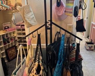 Pet carriers and purses