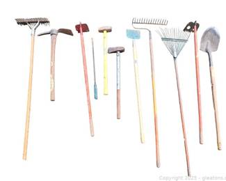 Garden Yard Tool Lot
