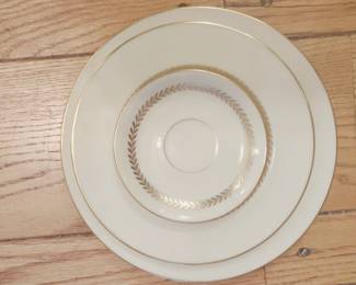 Lenox Imperial Gold Dinnerware service 9